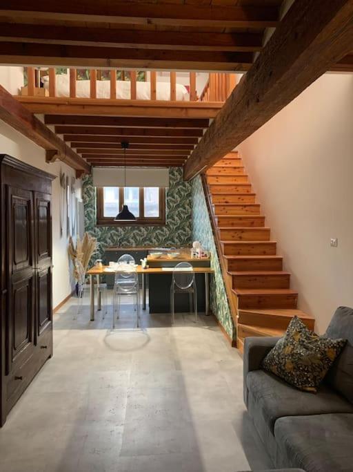 Loft Moderno Ubicato Nel Centro Storico Di Lucca Apartment ภายนอก รูปภาพ