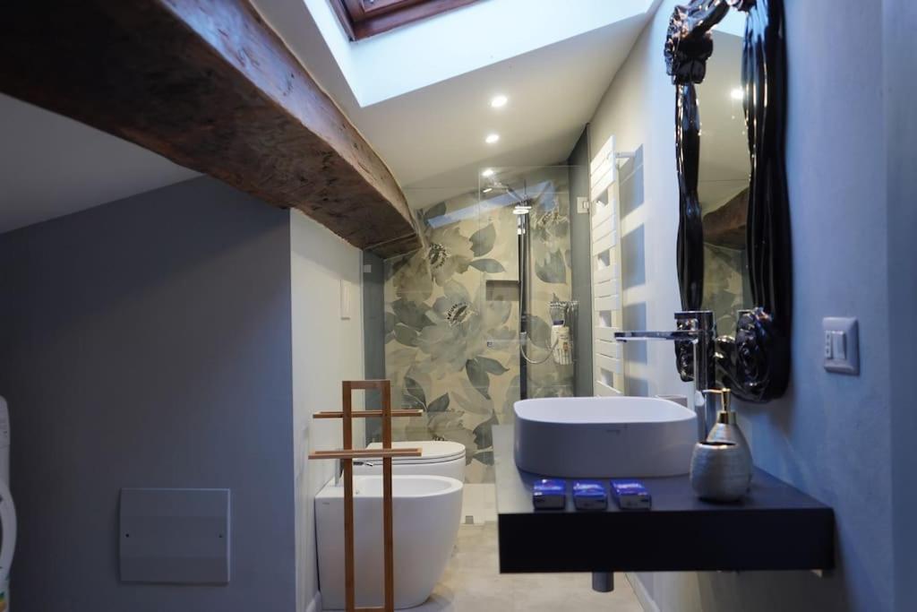 Loft Moderno Ubicato Nel Centro Storico Di Lucca Apartment ภายนอก รูปภาพ