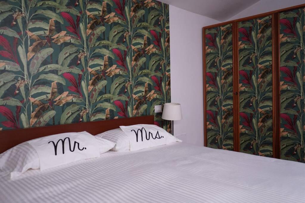 Loft Moderno Ubicato Nel Centro Storico Di Lucca Apartment ภายนอก รูปภาพ